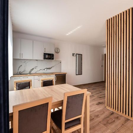 Apartamenty Henry Łeba Esterno foto