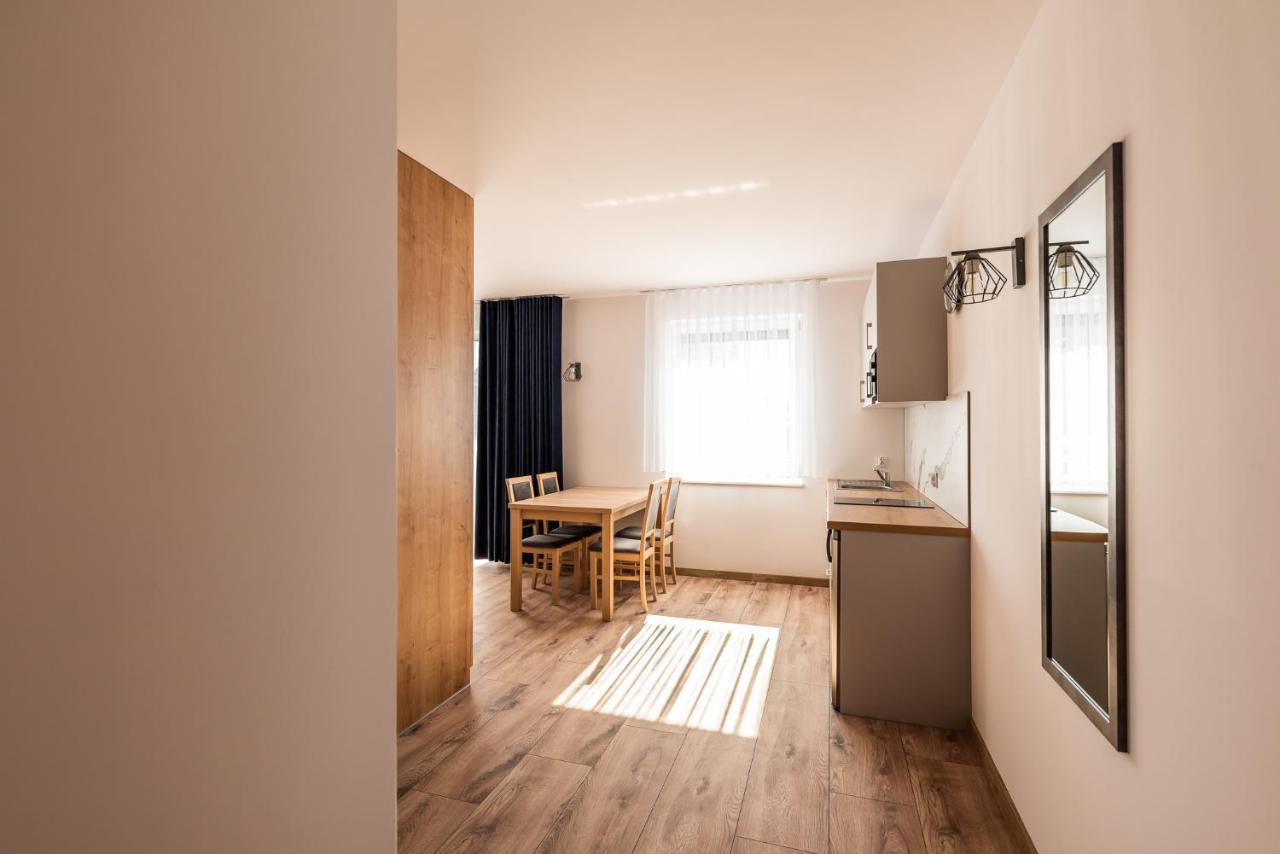Apartamenty Henry Łeba Esterno foto